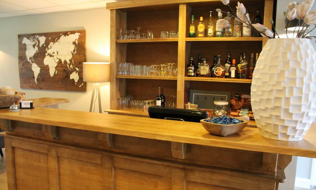טרנוזן Hotel Triniteit מראה חיצוני תמונה